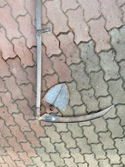 Predám starú ručnú kosu + nasadu na motyku