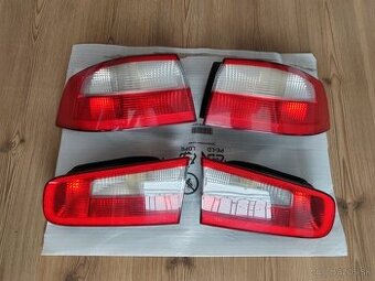 Renault Laguna 2 sedan zadné svetlá