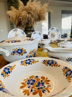 Akcia Nepoužitá Československá obedová a čajová súprava