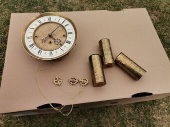 Stroj a závažia, 3-závažové hodiny