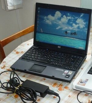 Predám retro notebook HP Compaq 6510b s Windows XP