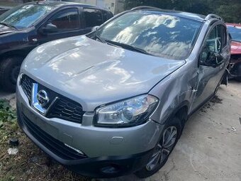Rozpredám na náhradné diely Nissan Qashqai 2.0i MR20 104kw