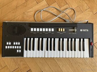 Delicia YVETTA (HT–37D)