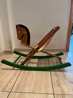 Retro hupaci konik - 1
