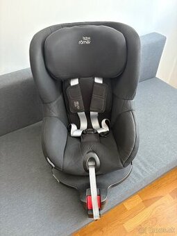 Britax Romer Autosedačka Dualfix M i-Size