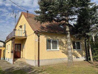 Priestranné a útulné bývanie v 7-izb rodinnom dome s …
