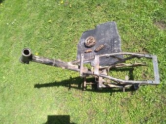Jawa 90 kostra na opravu