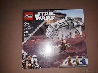 LEGO® Star Wars™ 75338 Prepadnutie na planéte Ferrix™