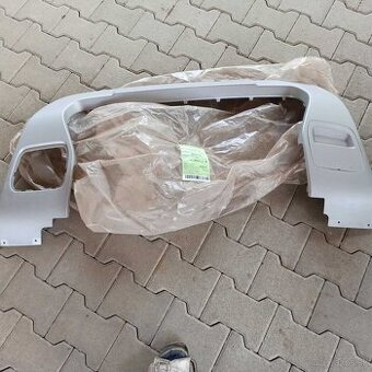 DACIA DUSTER II PREDNY NARAZNIK 620724861R