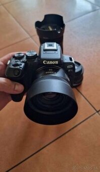 Canon R10