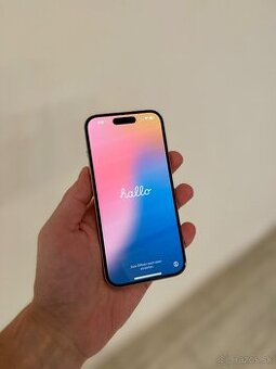 iPhone 15 128gb ružový - top stav