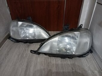 Mercedes ML W163 svetlá