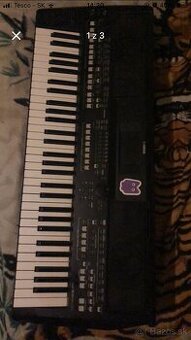Yamaha psr sx600