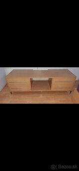 TV komoda a konferenčný stolík spolu