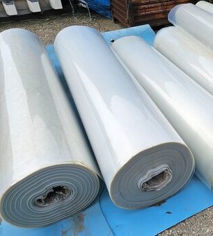 Priehľadná číra transparentná fólia - pevná