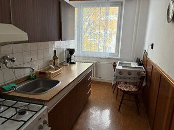 Predám 2 izbový byt s Garážou Trenčianske Teplice