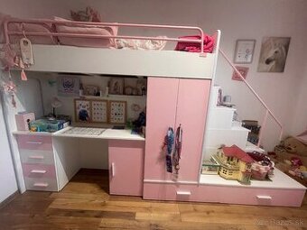 poschodova postel si stolikom