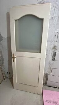 Predám 100-ročné drevené dvere