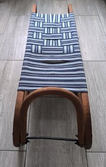 Drevene sanky z duboveho dreva s predlzenym podsedakom