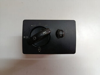 vypinac svetiel Ford Focus II 7m5t13a024la 20€