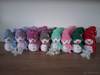 Háčkovaný snehuliačik