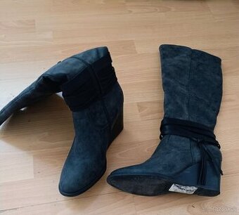 Dámske čižmy