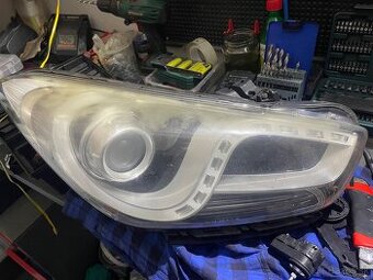 Svetlo Hyundai i40 rozpredám