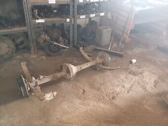 Volga 24 GAZ 24 nádrž náprava kardan dvere