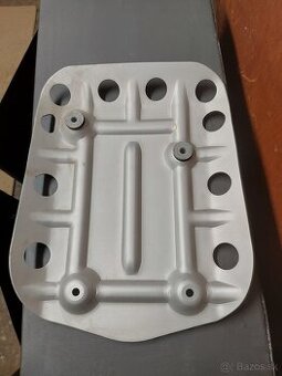 Predám spodný kryt motora BMW 1200 GS Adventure