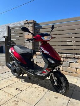 Skúter 50cc