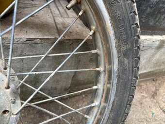 Koleso na moped
