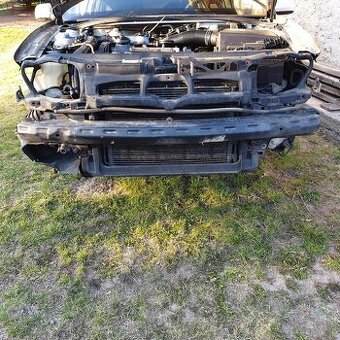 predám prednú stenu vw golf 4/bora