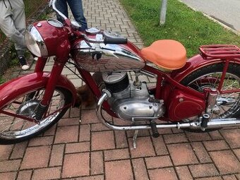 Jawa 250 perak rok 1949 po renovacii ŠPz platne