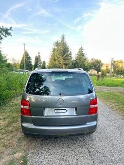 Rozpredám touran 1.6 fsi