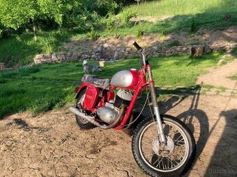 Jawa 250 559 panelka