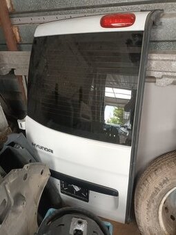 predam zadne dvere h1