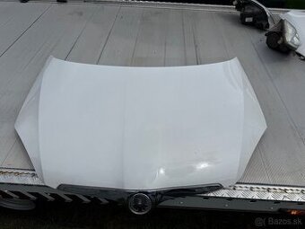 Predám prednú kapotu škoda fabia Roomster