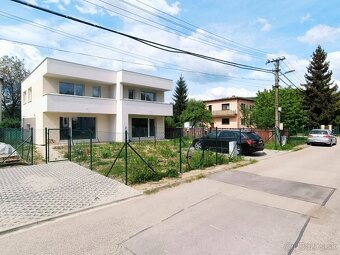 Predaj 4 izb.rod.domu v mestskej časti Strážov,252m2 -Žilina