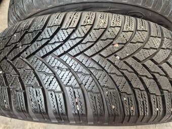 205/60 r16 zimné 2 ks FIRESTONE dezén 7,9 mm DOT2021