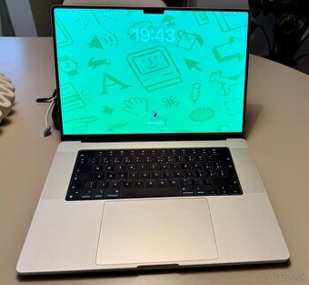  MacBook Pro 16” M1 Pro Silver (2021)