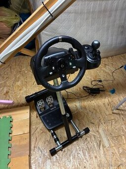 Logitech herný volant