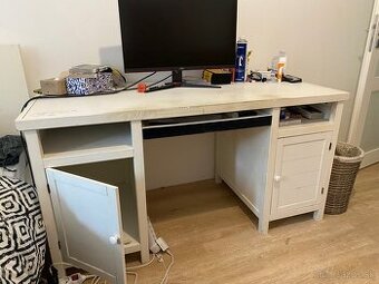 Biely písací stôl z masívu - pri odvoze dnes zľava 10€