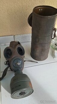 Nadpis: Plynová maska ČSR 1938 – originál s tubusom