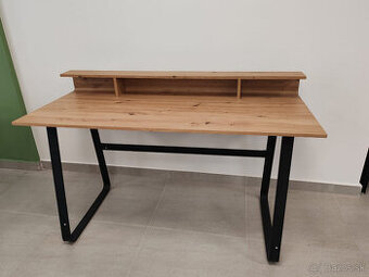 Predám pracovný stôl s policou