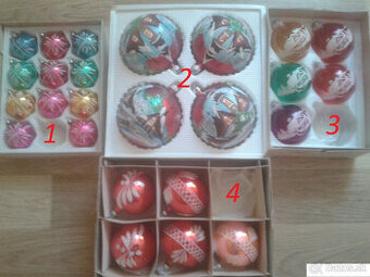 PREDAM RETRO VIANOCNE OZDOBY - GULE, VLOCKY