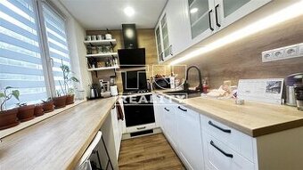 2-IZBOVÝ BYT,KOMPLETNÁ REKONŠTRUKCIA,BALKÓN,RAČA,54m2