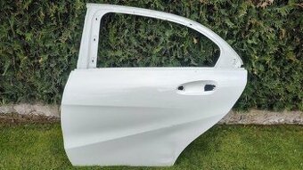Mercedes A class W176 2012 - 2018 - Zadne dvere