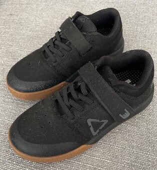 Leatt detske MTB topanky Leatt 2.0 junior black