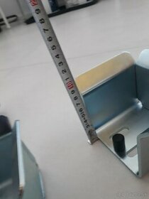 Spodny doraz a najazd