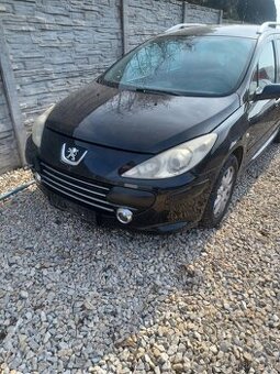 Rozpredám Peugeot 307 SW 1.6Hdi 66,80kw